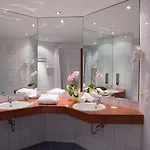 Amedia Frankfurt Trademark Collection By Wyndham