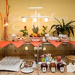Amedia Frankfurt Trademark Collection By Wyndham Hotel 4*