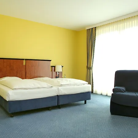 Amedia Frankfurt Trademark Collection By Wyndham Hotel 4*