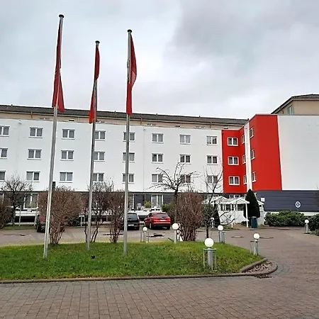 Amedia Frankfurt Trademark Collection By Wyndham Hotel