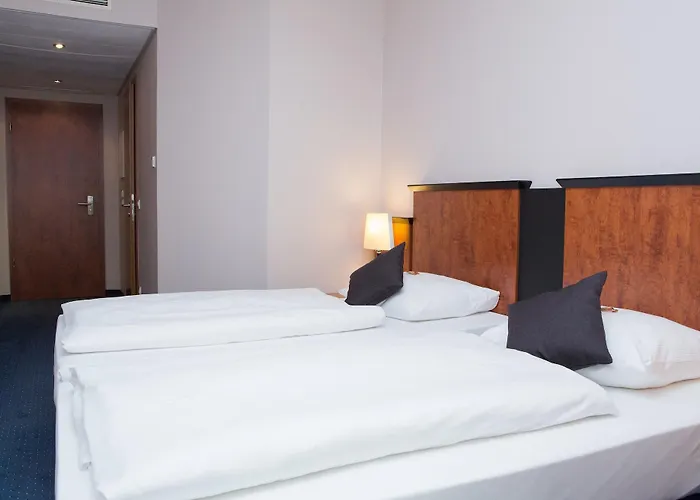 Amedia Frankfurt Trademark Collection By Wyndham 4*